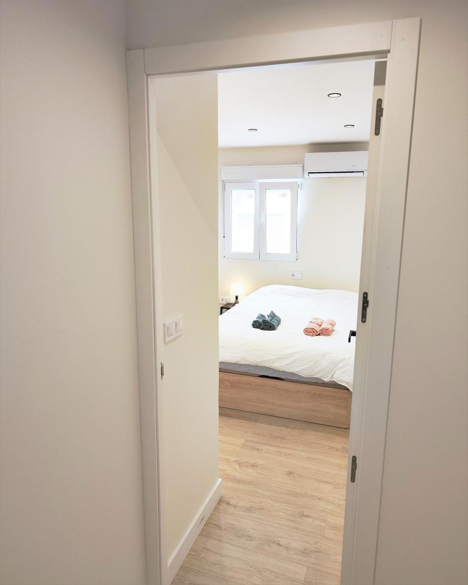 Aljarafe Central Square - By Pro Apartments ซาน ฮวน เด อัซนาลฟาเรเช ภายนอก รูปภาพ